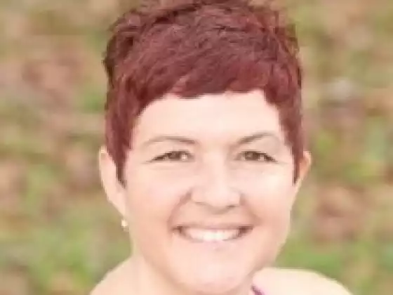 Stacy Foust Cooper,
健康与保健
Expert at 瑜伽和普拉提