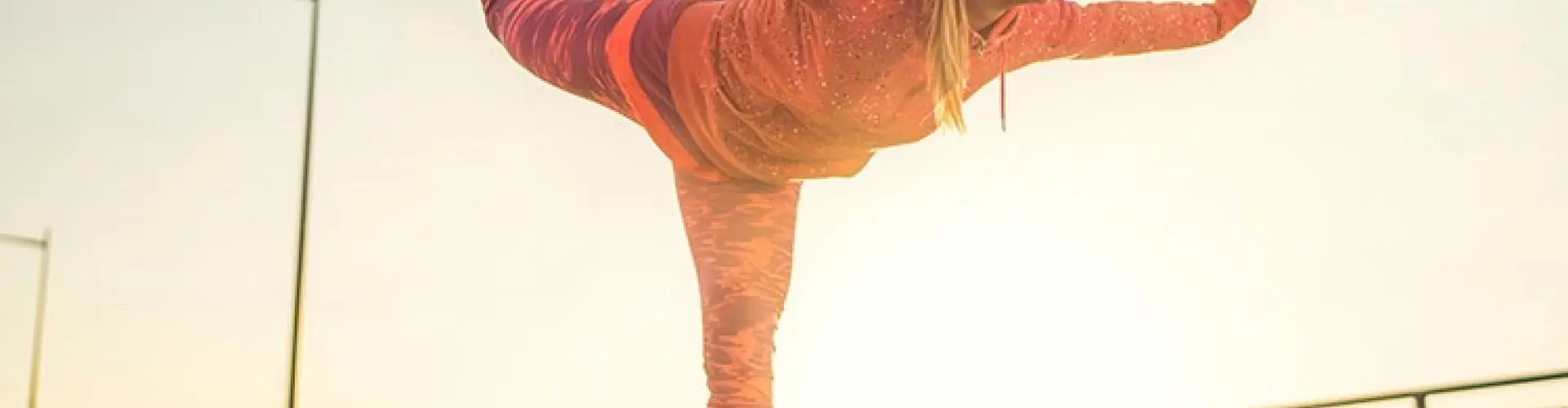 Flusso Vinyasa - Online Class by Jess Anderson